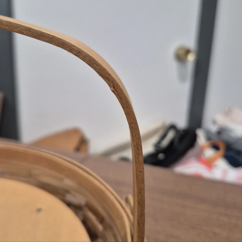 2009 Longaberger Fancy Pie Basket With Stand Insert